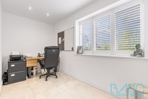 Photo 24- click for photo gallery